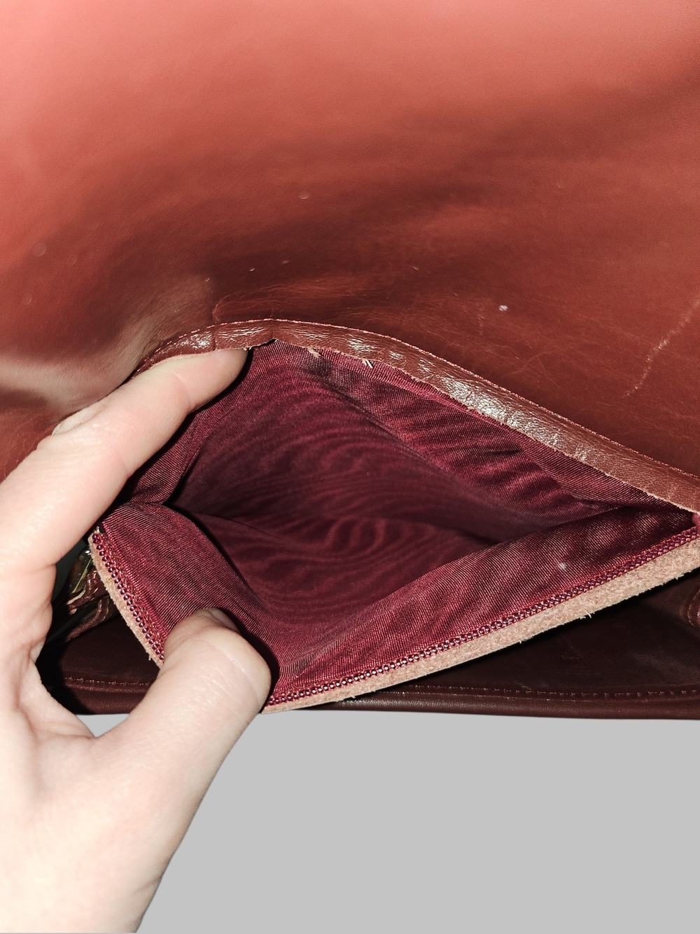 Cartier Must Line Bordeaux Leather Clutch Bag - Picture 13 of 16